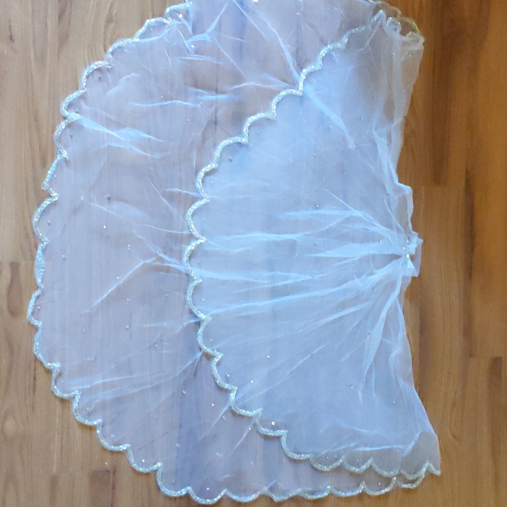 White wedding veil